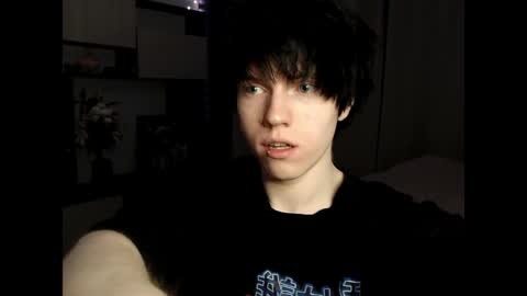 Snapshot of angel_fear chatting on June 8, 7:58 pm Ray online show from June 8, 7:58 pm