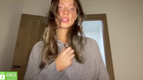 Snapshot of angel_from_sky chatting on October 11, 11:53 am Greetings Jess online show from October 11, 11:53 am