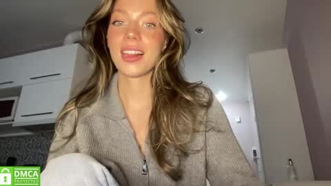 Greetings  Jess online show from April 17, 10:51 am