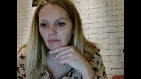 ANGEL online show from November 17, 3:29 pm