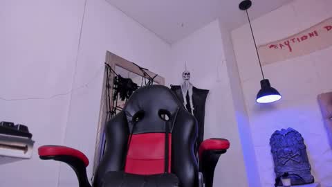 angel hardy online show from October 17, 10:40 am