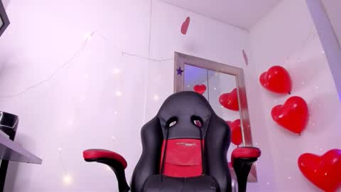 angel hardy online show from March 18, 11:13 am