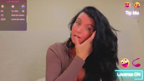 angel_ique online show from March 28, 4:12 am