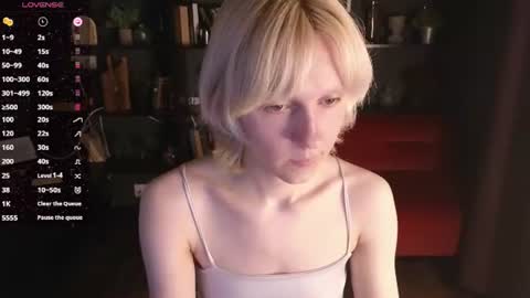 Snapshot of angel_kittie chatting on July 26, 11:39 am angel online show from July 26, 11:39 am