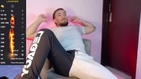angel_kyrozz online show from June 5, 7:52 pm