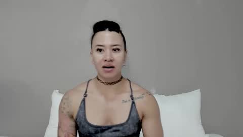 Angel online show from November 25, 7:58 pm