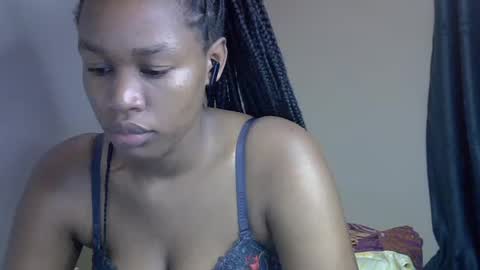 angel_mia5 online show from June 18, 1:06 am