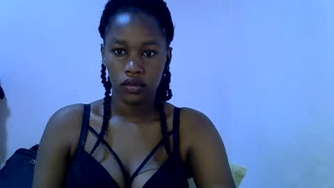 angel_mia5 online show from July 8, 1:32 am