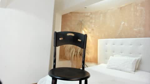 Snapshot of angel_nicolas chatting on March 6, 8:59 pm ANGEL online show from March 6, 8:59 pm