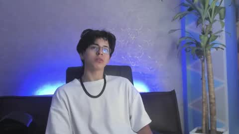 angel_scott2 online show from March 1, 11:12 am