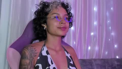 Snapshot of angel_smile18 chatting on February 26, 4:47 am angel online show from February 26, 4:47 am