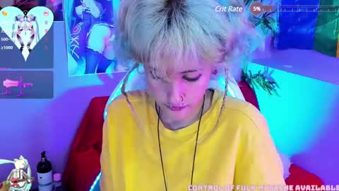 Snapshot of angel_sweett_1 chatting on February 19, 9:50 am online show from February 19, 9:50 am