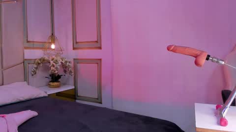 Angel  online show from September 22, 6:21 pm