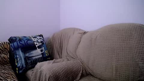 Zoe online show from December 9, 12:30 pm