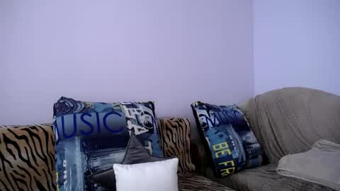 Zoe online show from April 21, 8:42 am