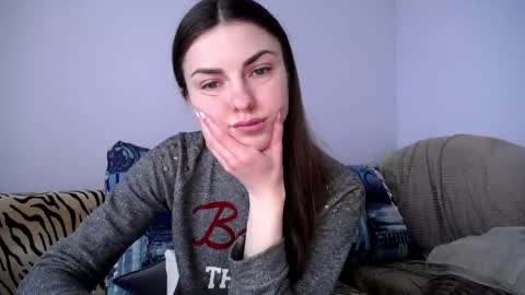 Zoe online show from April 24, 8:06 am