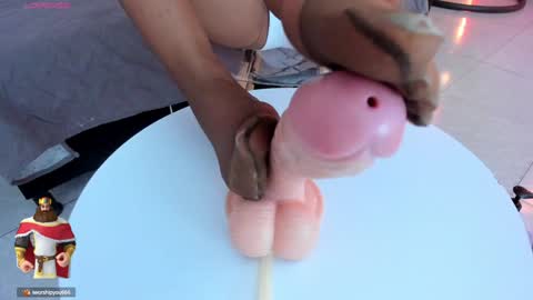 Snapshot of angela_donnato chatting on January 27, 6:52 am A N G E LA.  online show from January 27, 6:52 am