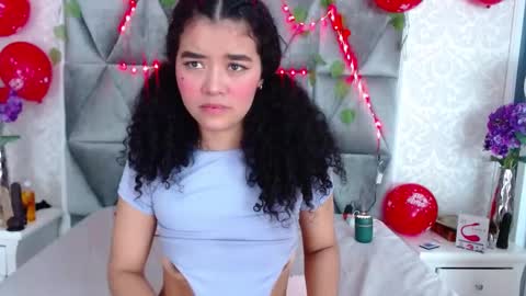 Angela online show from December 27, 1:18 pm