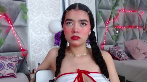 Angela online show from January 7, 1:03 pm