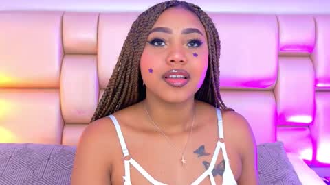 Angela Roberts online show from February 25, 9:13 pm