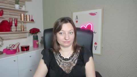 Angela online show from March 9, 6:28 am