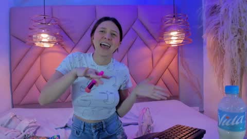 ANGELA online show from February 1, 12:05 pm