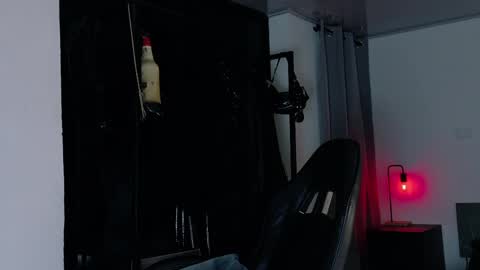 Angela help me reach 100 thumbs up online show from April 27, 10:08 pm