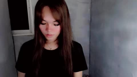 angela online show from October 26, 12:55 pm