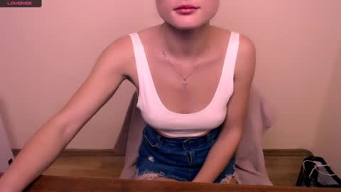 Alice online show from December 6, 10:38 am