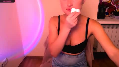 Alice online show from September 30, 10:20 am