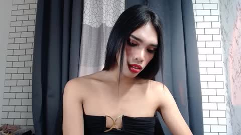 Snapshot of angelamonroe chatting on March 10, 7:07 pm SENORITA online show from March 10, 7:07 pm