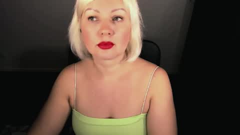 glow online show from March 27, 7:13 pm