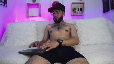 Angel online show from December 6, 4:25 am