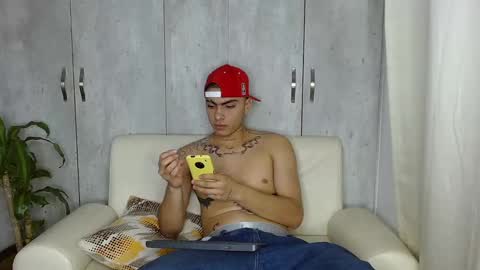 angelbacker22 online show from January 26, 5:13 am