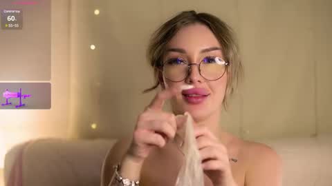 Snapshot of angelbengs chatting on February 28, 12:42 pm Hi my name is Anny HOT PVT IS OPEN MY FAV PATTER IS 57 online show from February 28, 12:42 pm