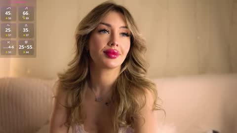 Snapshot of angelbengs chatting on March 3, 6:15 am Hi my name is Anny HOT PVT IS OPEN MY FAV PATTER IS 57 online show from March 3, 6:15 am