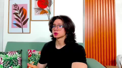 Angel Bennet online show from December 17, 3:17 am