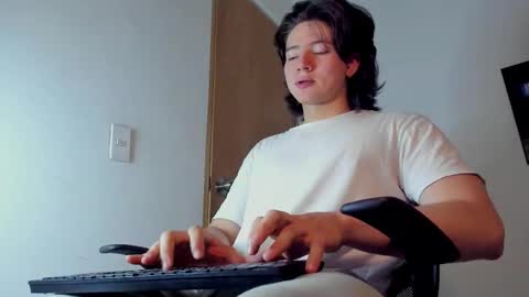 Angel Bennet online show from December 2, 11:00 pm