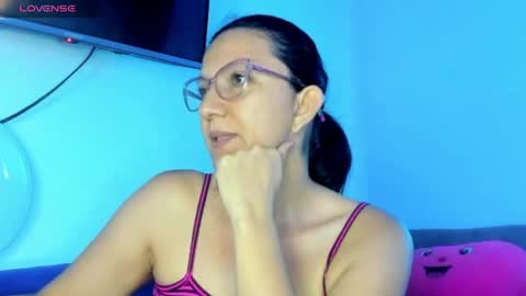 angel online show from April 20, 12:52 pm