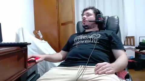 angelbuttslut online show from February 16, 8:49 pm