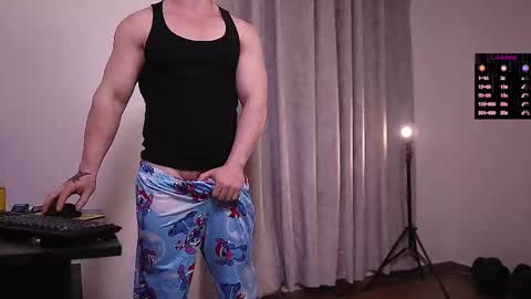 Snapshot of angelcabezaz chatting on December 15, 1:10 am NGEL. online show from December 15, 1:10 am