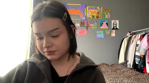 angelcatier online show from April 25, 1:41 pm