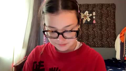 angelcatier online show from June 25, 1:48 pm