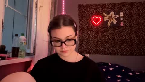 angelcatier online show from July 4, 5:52 pm