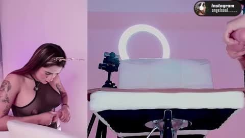 angel online show from March 21, 8:30 am