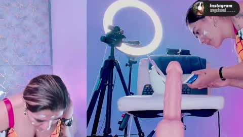 angel online show from March 28, 8:25 am