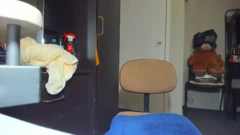 Snapshot of angelchezcka chatting on January 14, 7:03 am cheche online show from January 14, 7:03 am