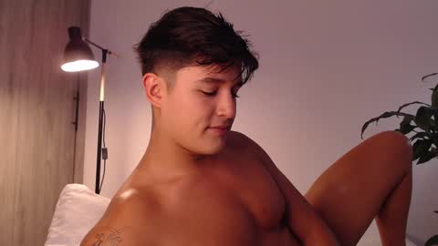 Angel online show from December 25, 6:52 pm