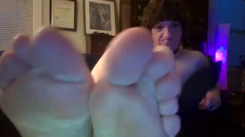 Snapshot of angeldelamatin chatting on March 6, 2:08 pm Angel of the Morning online show from March 6, 2:08 pm