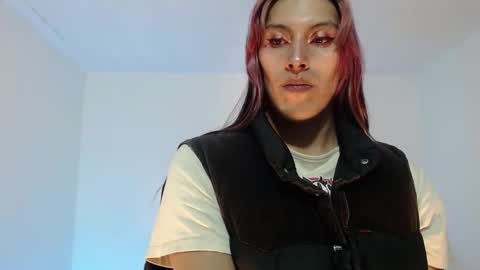 Snapshot of angele_johnson chatting on October 19, 8:20 pm angele online show from October 19, 8:20 pm